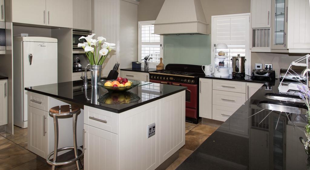 The Islander Knysna Guesthouse Екстериор снимка